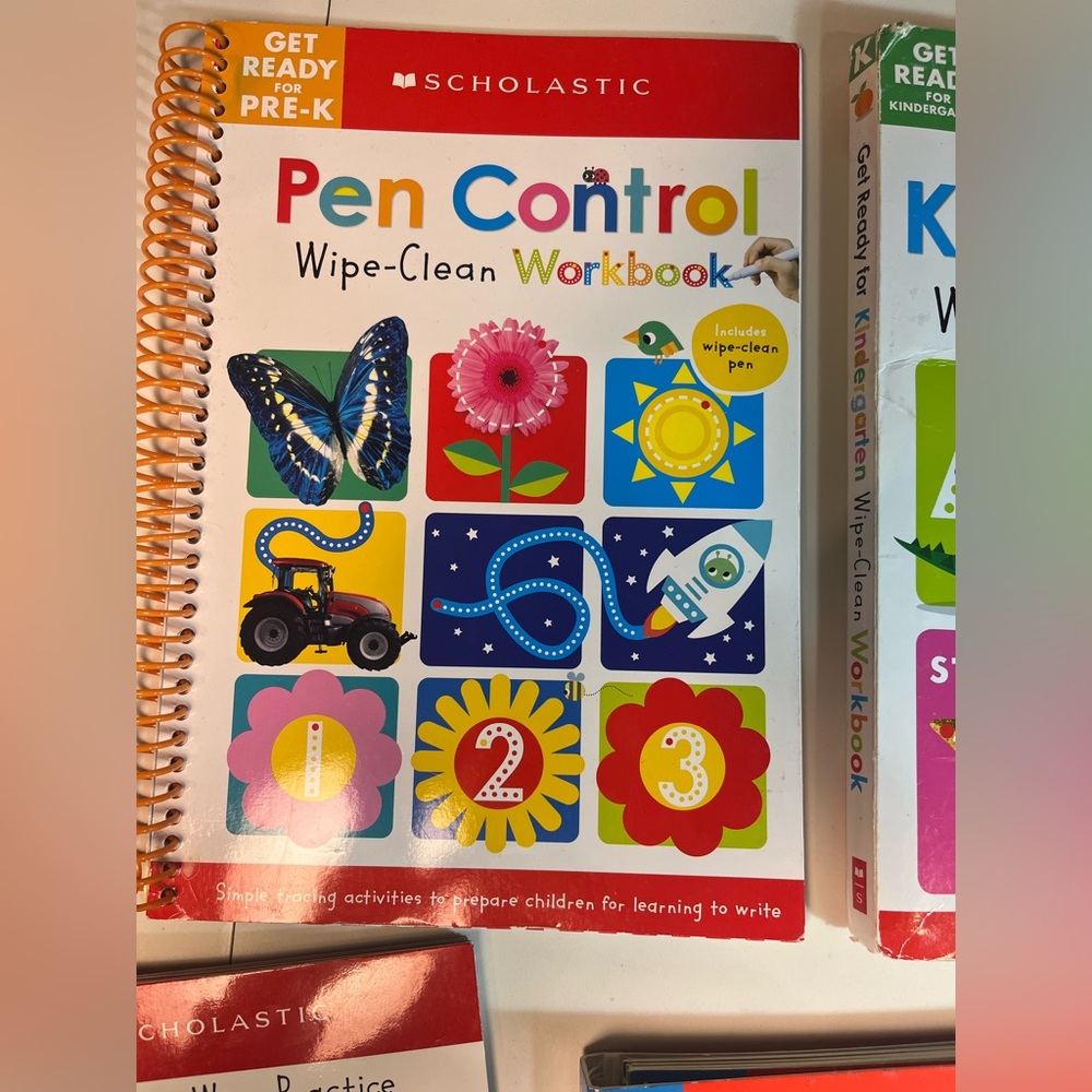 Scholastic write and wipe preschool 5 book bundle - Picture 3 of 6